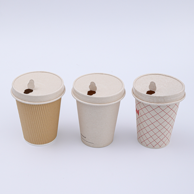 Paper coffee cups with lids for drinking