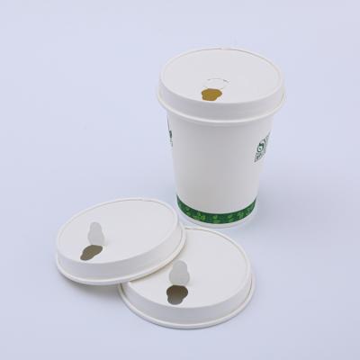 Kompostierbare Kaffeebecher aus Papier zum Mitnehmen mit Deckel